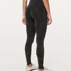 Lululemon black into something good ruched leggings